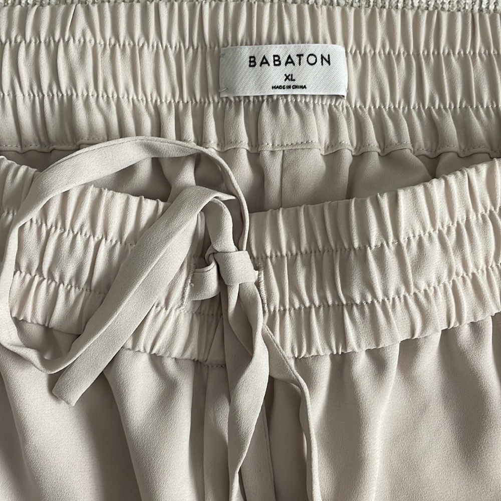 Aritzia Babaton Luiz High Rise Stretch Tie Waist Wide Leg Culotte Matte Pearl XL - Picture 4 of 9